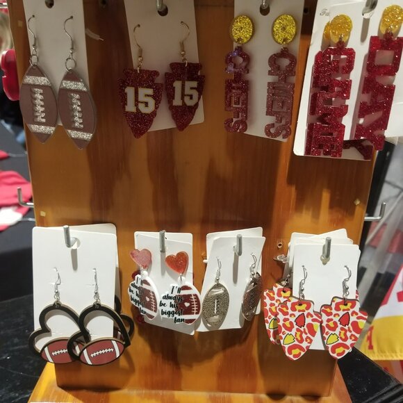 2 KANSAS CITY CHIEFS DOUBLE SIDED CAR FLAGS (SET OF 2) - Picture 9 of 10